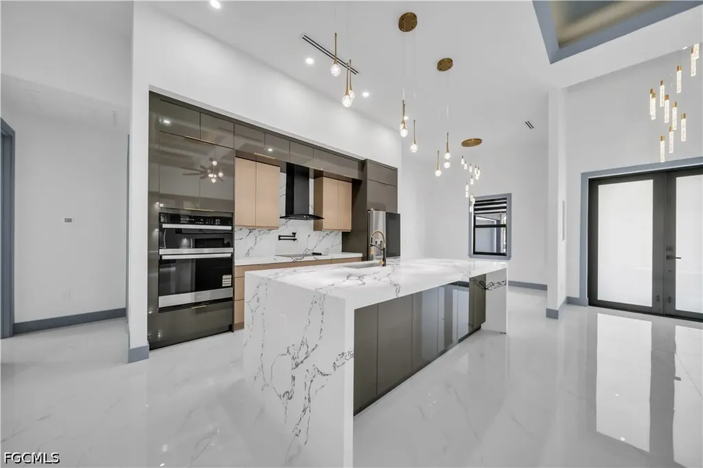 2304 SW 20th Street Cape Coral FL 33991
