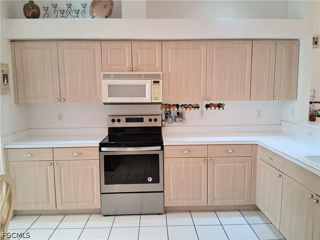 503 Poinsettia Avenue Lehigh Acres FL 33972