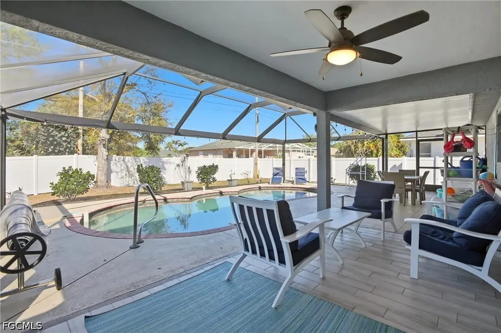 1818 SW 4th Avenue Cape Coral FL 33991