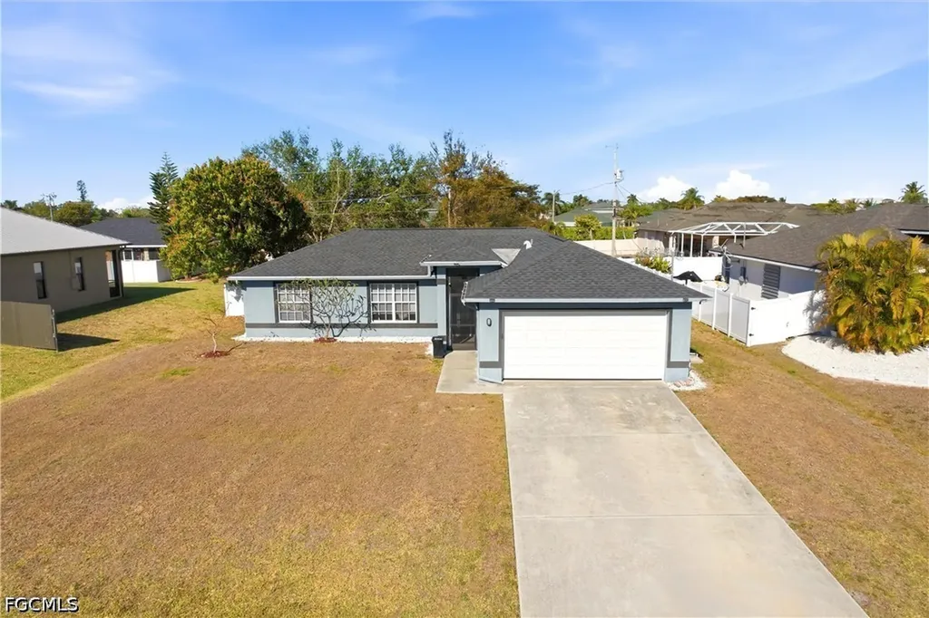 1818 SW 4th Avenue Cape Coral FL 33991