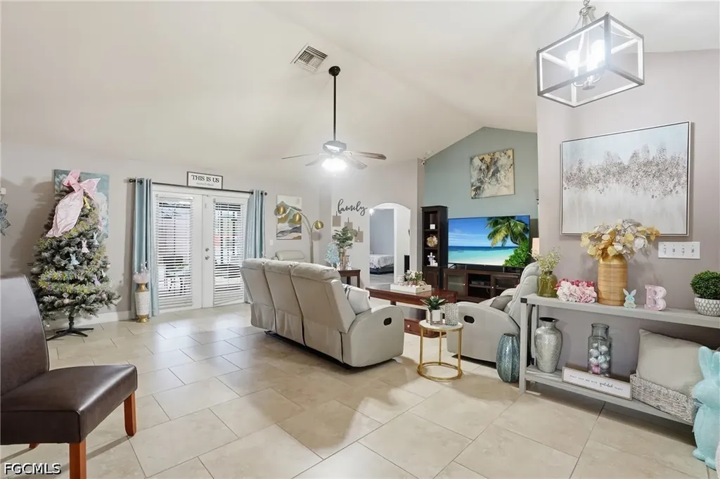 906 Venice Avenue N Lehigh Acres FL 33971