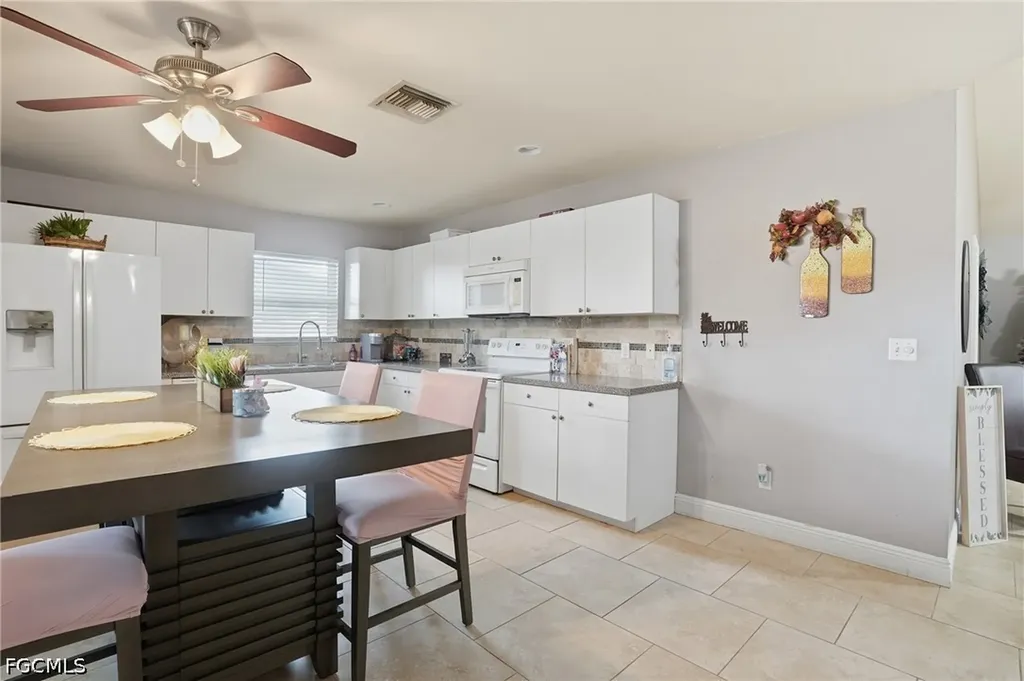 906 Venice Avenue N Lehigh Acres FL 33971
