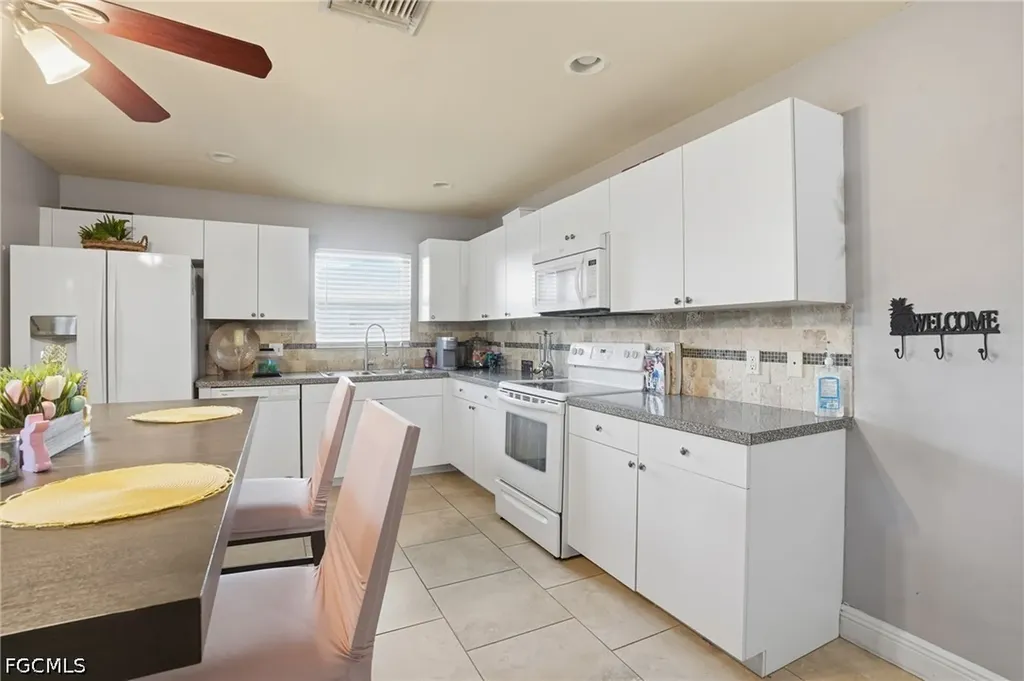 906 Venice Avenue N Lehigh Acres FL 33971