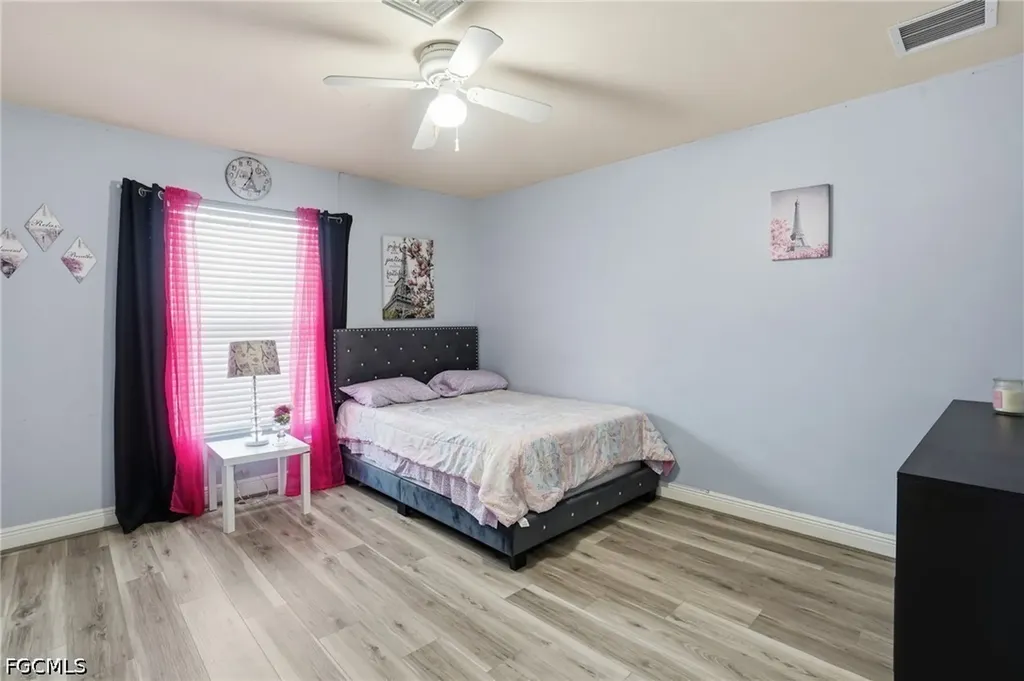 906 Venice Avenue N Lehigh Acres FL 33971