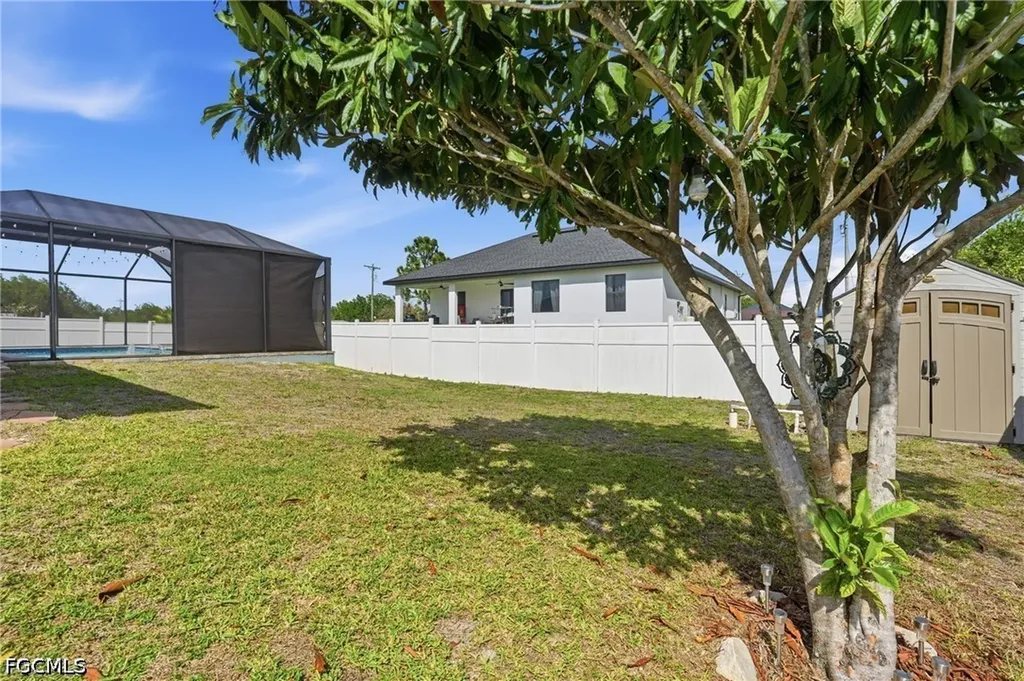 906 Venice Avenue N Lehigh Acres FL 33971
