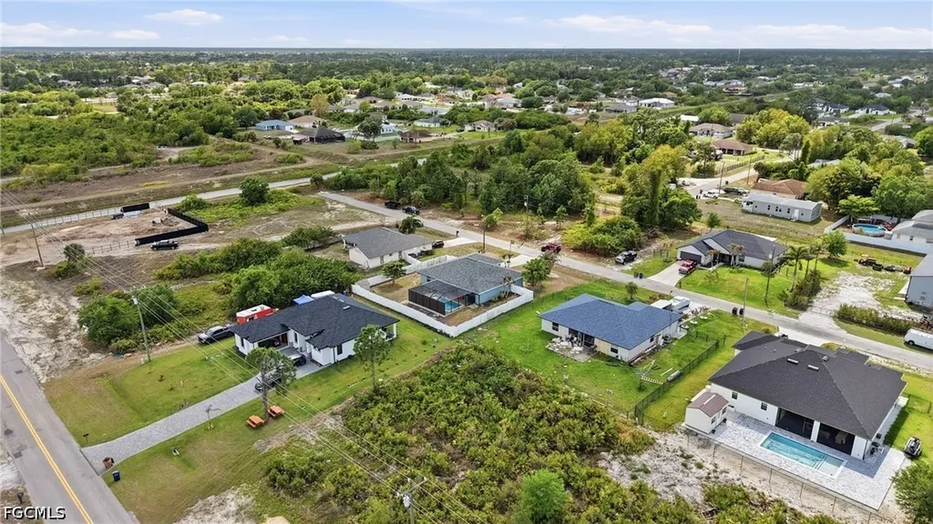 906 Venice Avenue N Lehigh Acres FL 33971
