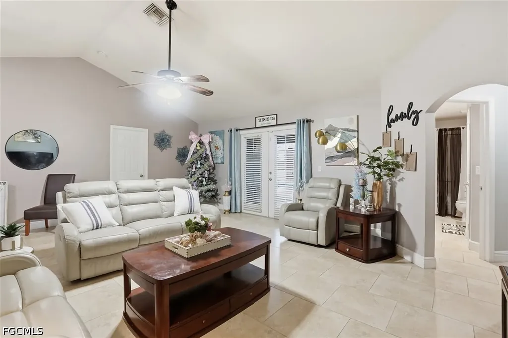 906 Venice Avenue N Lehigh Acres FL 33971