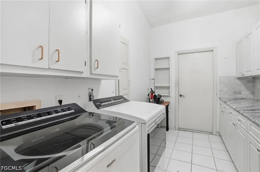 1411 SW 54th Terrace Cape Coral FL 33914