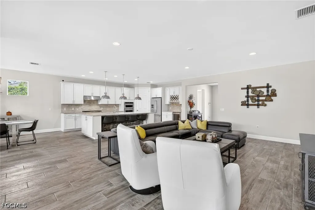 10582 Jackson Square Drive Estero FL 33928