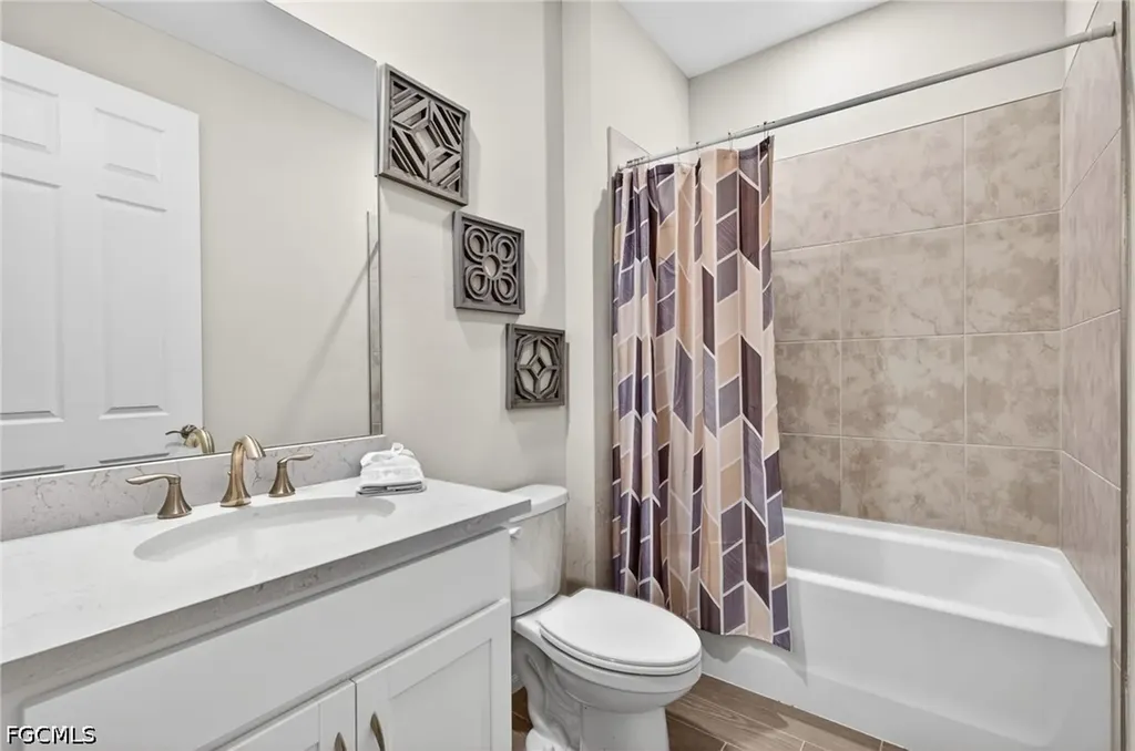 15330 Yellow Birch Court Alva FL 33920