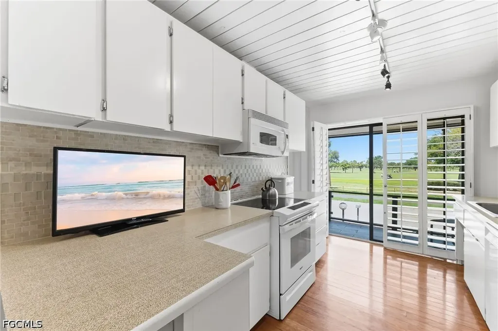 1702 Hill Avenue Fort Myers FL 33901