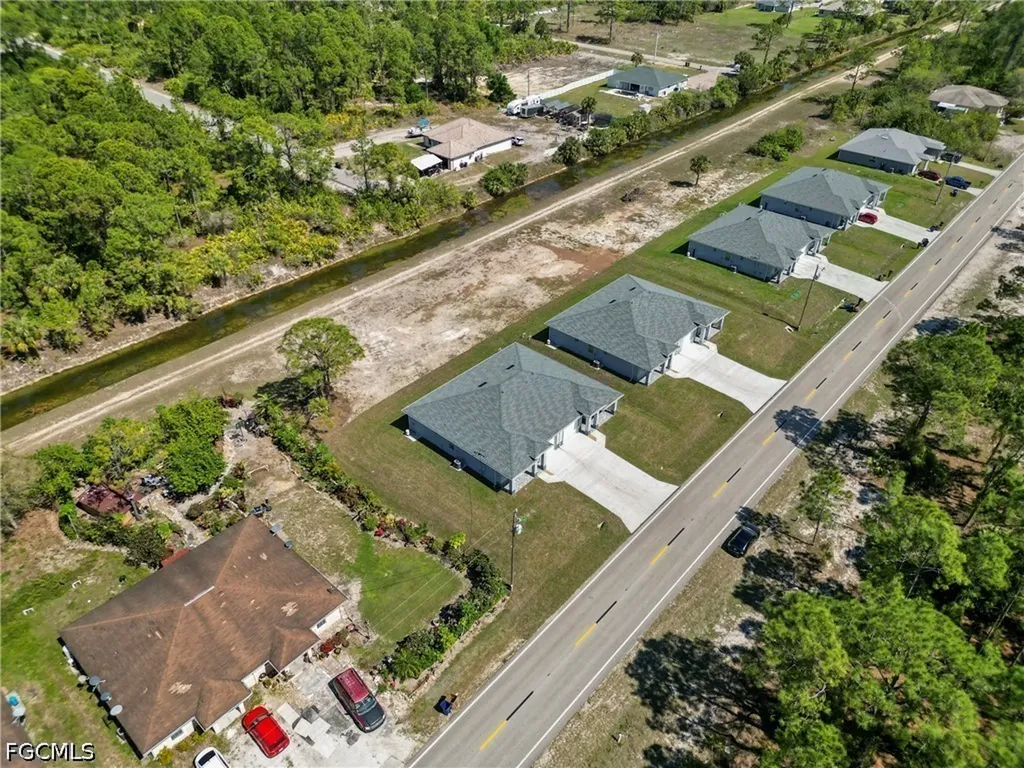 1400/1402 W 12th Street Lehigh Acres FL 33972