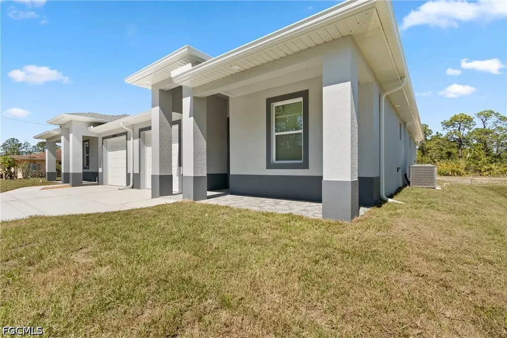 1400/1402 W 12th Street Lehigh Acres FL 33972