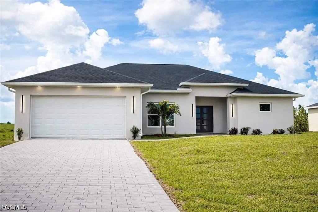 2906 NW 22nd Avenue Cape Coral FL 33993