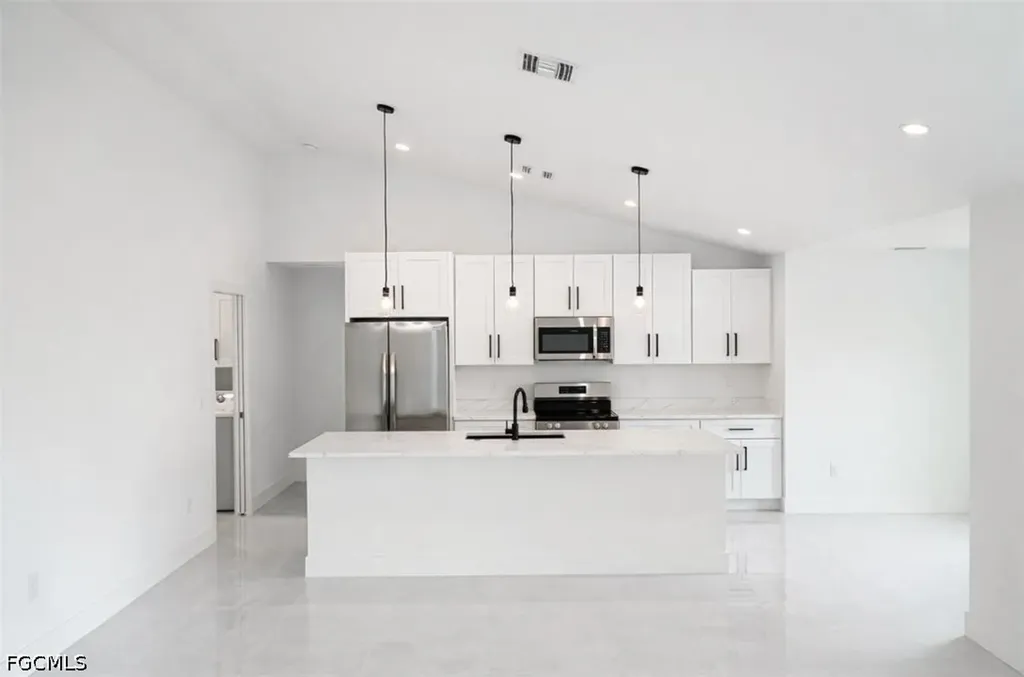 2906 NW 22nd Avenue Cape Coral FL 33993