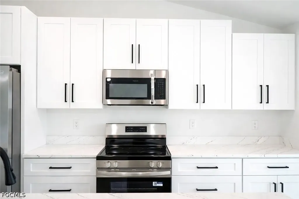 2906 NW 22nd Avenue Cape Coral FL 33993