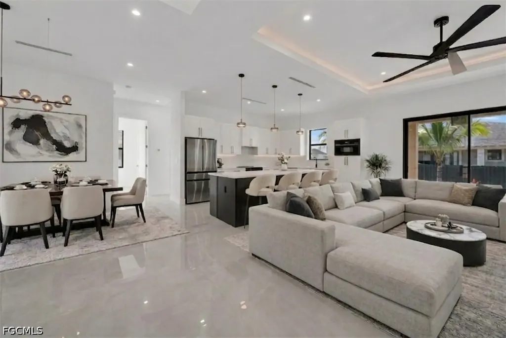 2406 Kismet Parkway W Cape Coral FL 33993