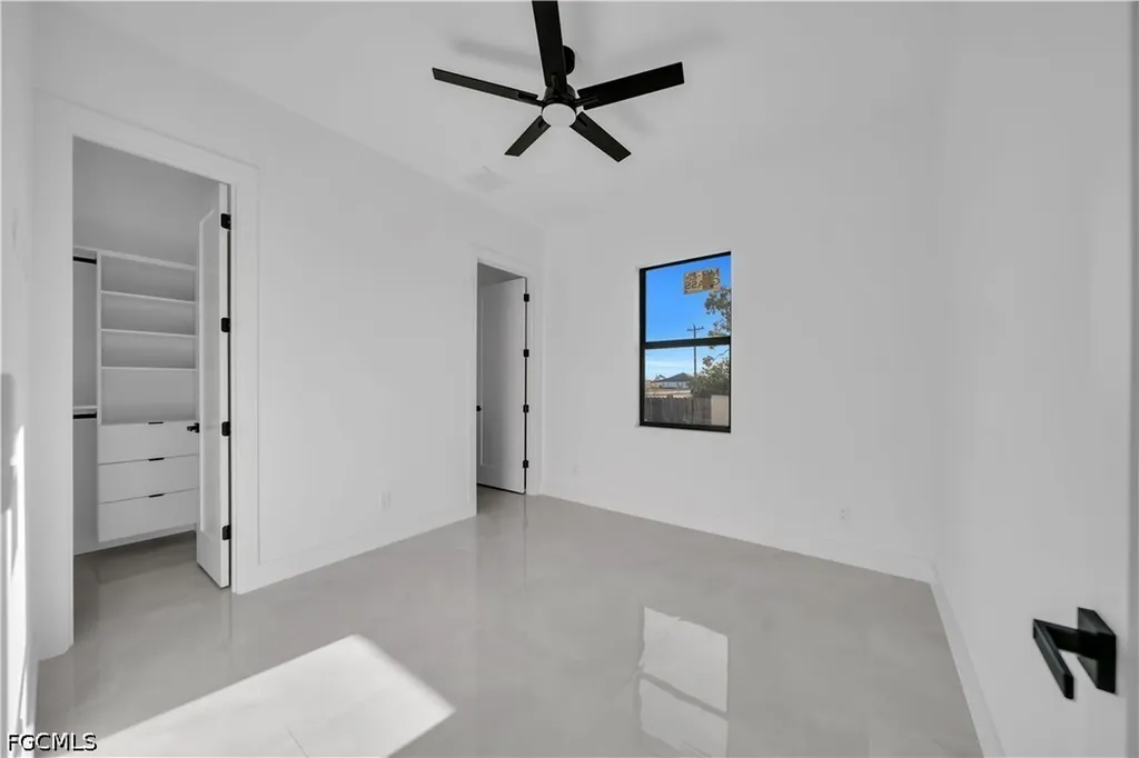 2406 Kismet Parkway W Cape Coral FL 33993