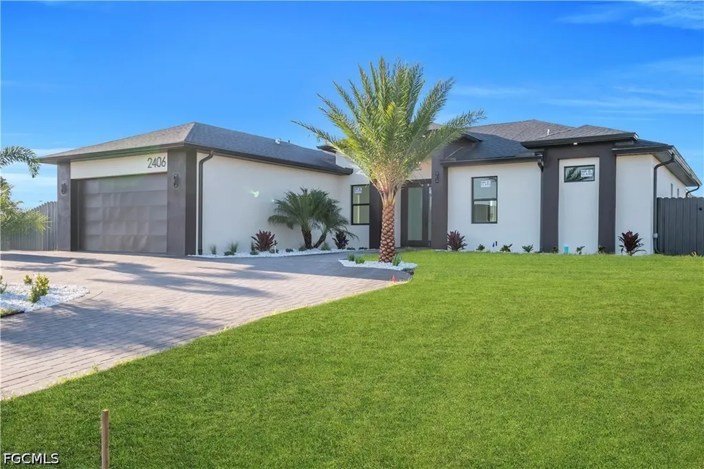 2406 Kismet Parkway W Cape Coral FL 33993