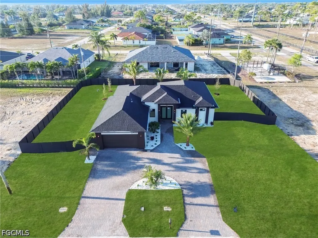 2406 Kismet Parkway W Cape Coral FL 33993