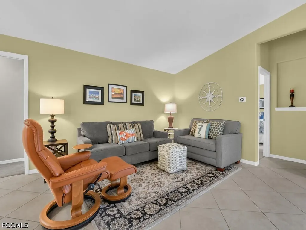 7631 Cameron Circle Fort Myers FL 33912