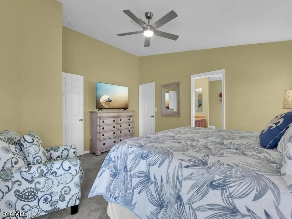 7631 Cameron Circle Fort Myers FL 33912