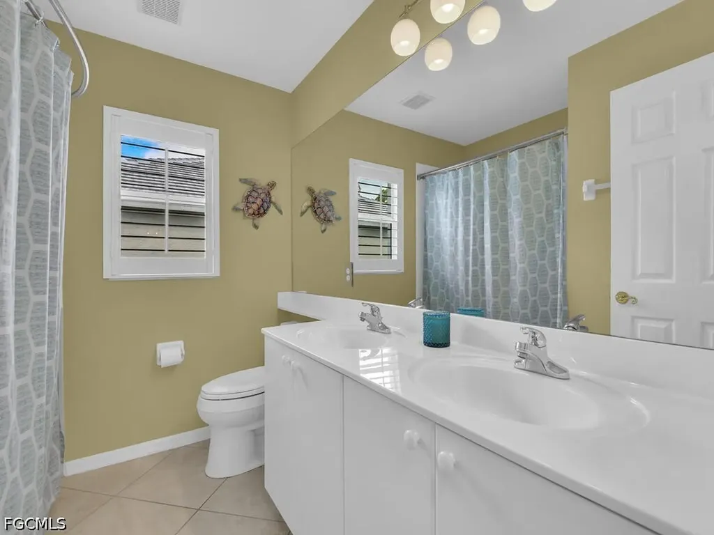 7631 Cameron Circle Fort Myers FL 33912