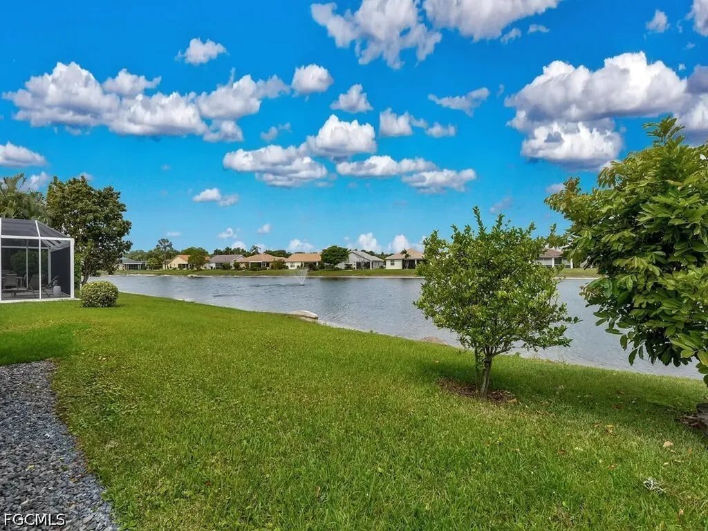 7631 Cameron Circle Fort Myers FL 33912