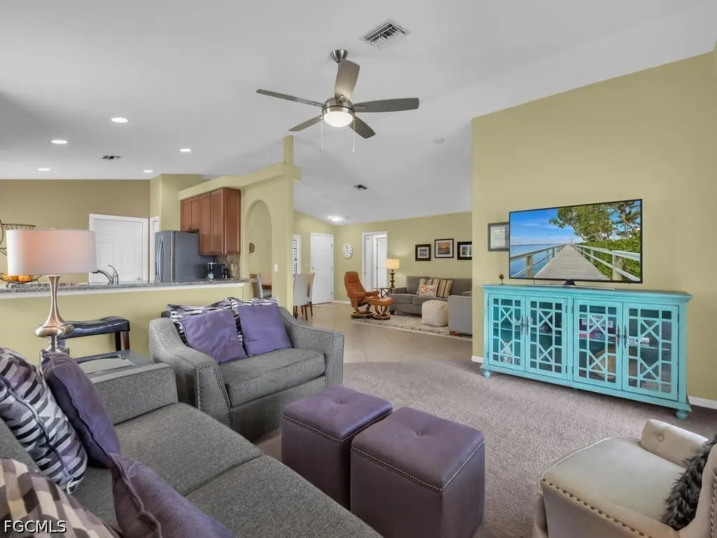 7631 Cameron Circle Fort Myers FL 33912