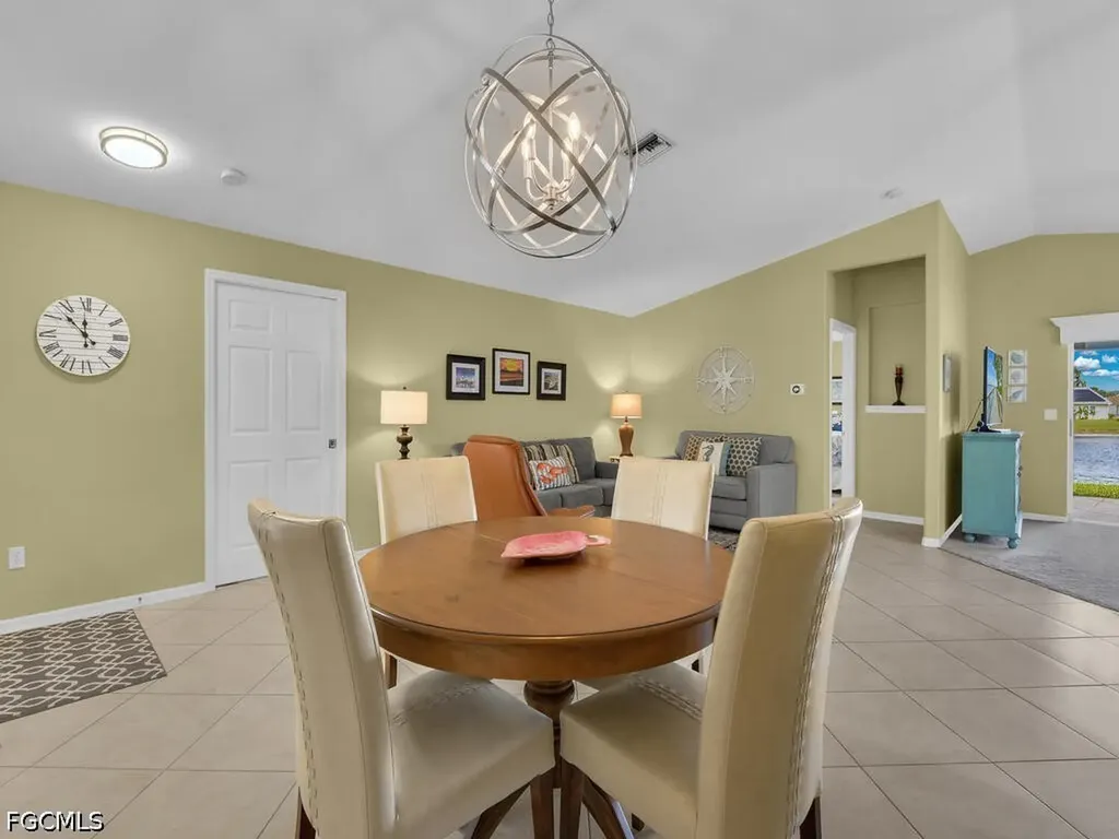 7631 Cameron Circle Fort Myers FL 33912