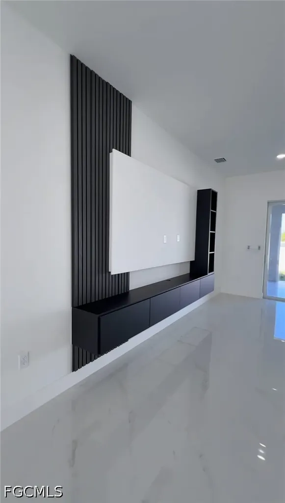 7020 Burma Circle Labelle FL 33935