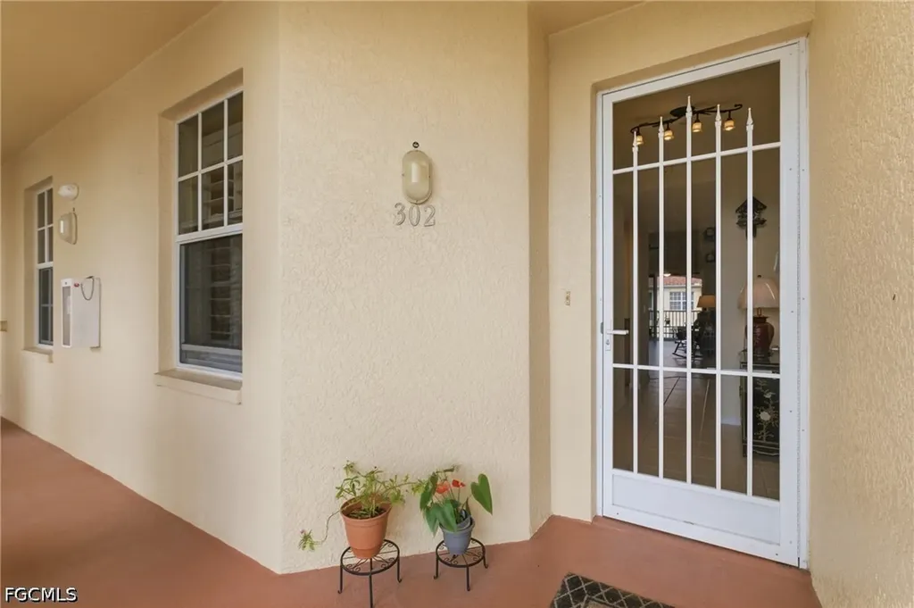 1133 Van Loon Commons Circle Cape Coral FL 33909