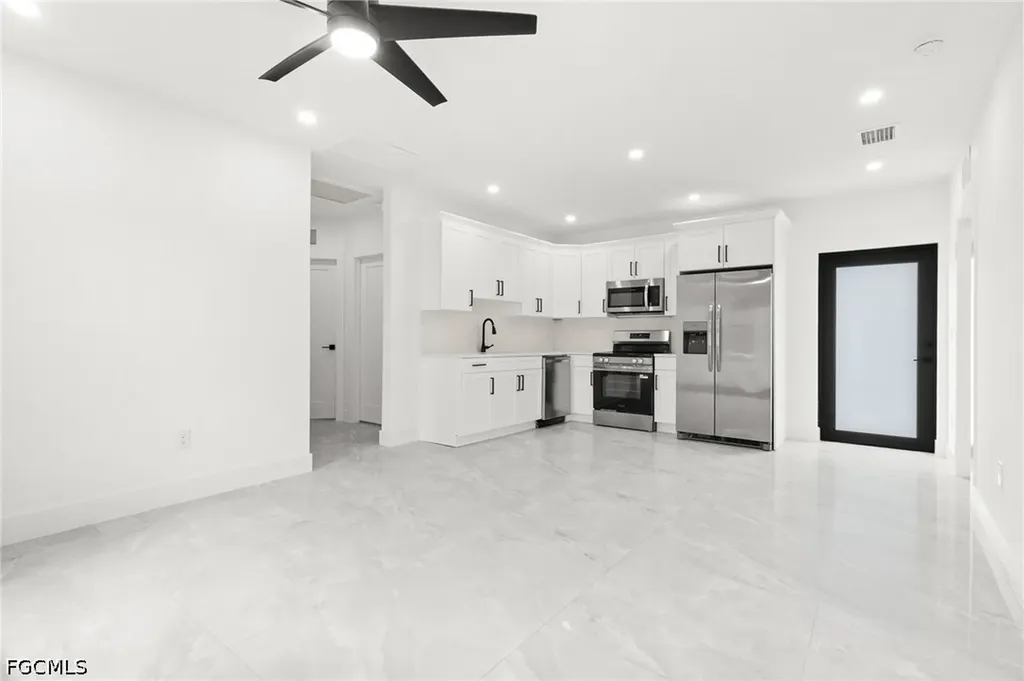 1137 Essex Street E Lehigh Acres FL 33974