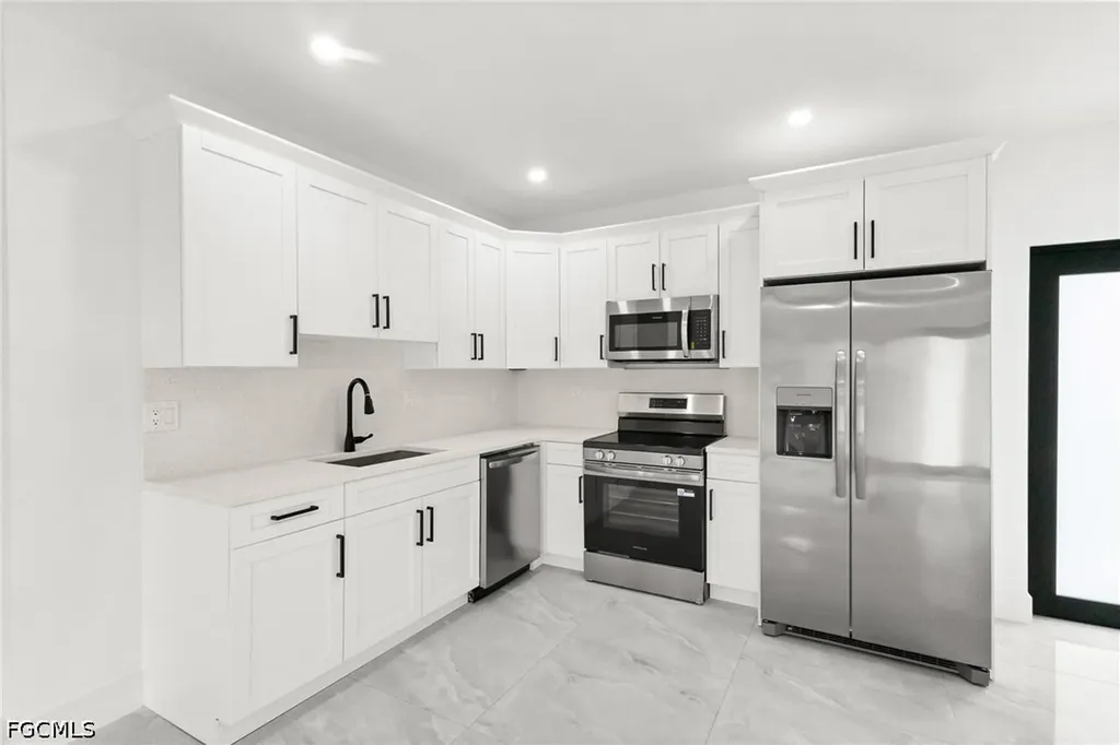 1137 Essex Street E Lehigh Acres FL 33974