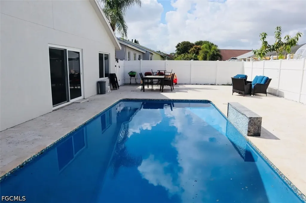 1001 Cape Cod Terrace Palm Beach FL 33413