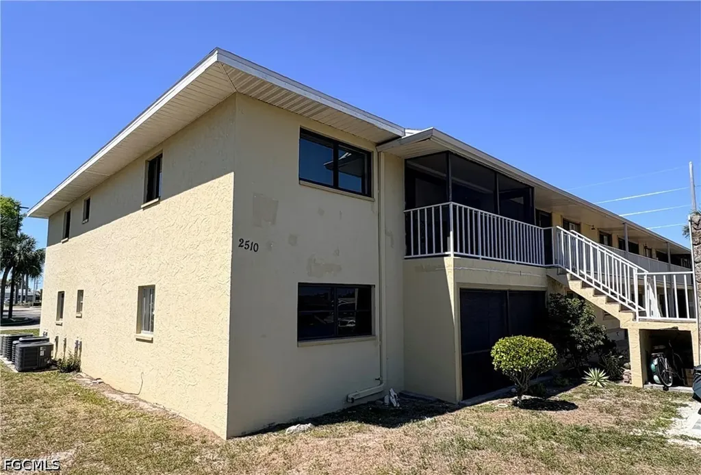 2510 SE 16th Place Cape Coral FL 33904
