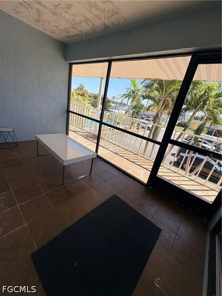2510 SE 16th Place Cape Coral FL 33904