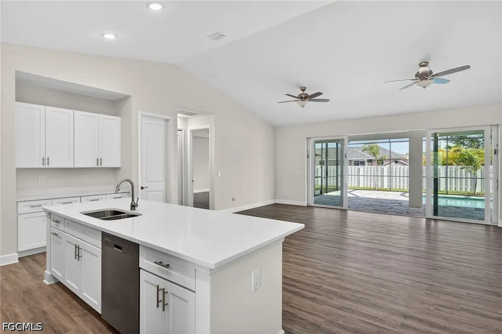 623 SW 25th Lane Cape Coral FL 33990