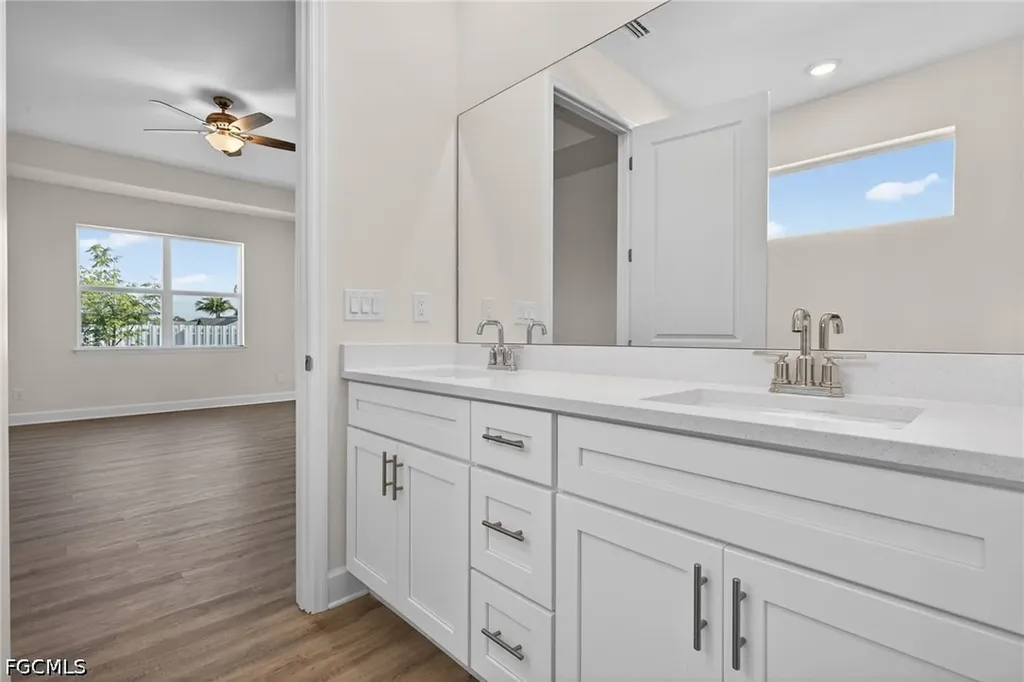623 SW 25th Lane Cape Coral FL 33990