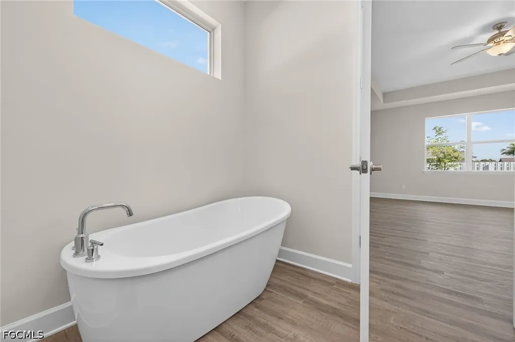 623 SW 25th Lane Cape Coral FL 33990