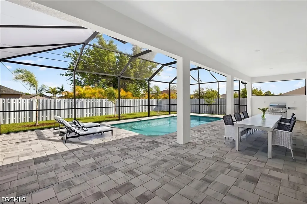 623 SW 25th Lane Cape Coral FL 33990