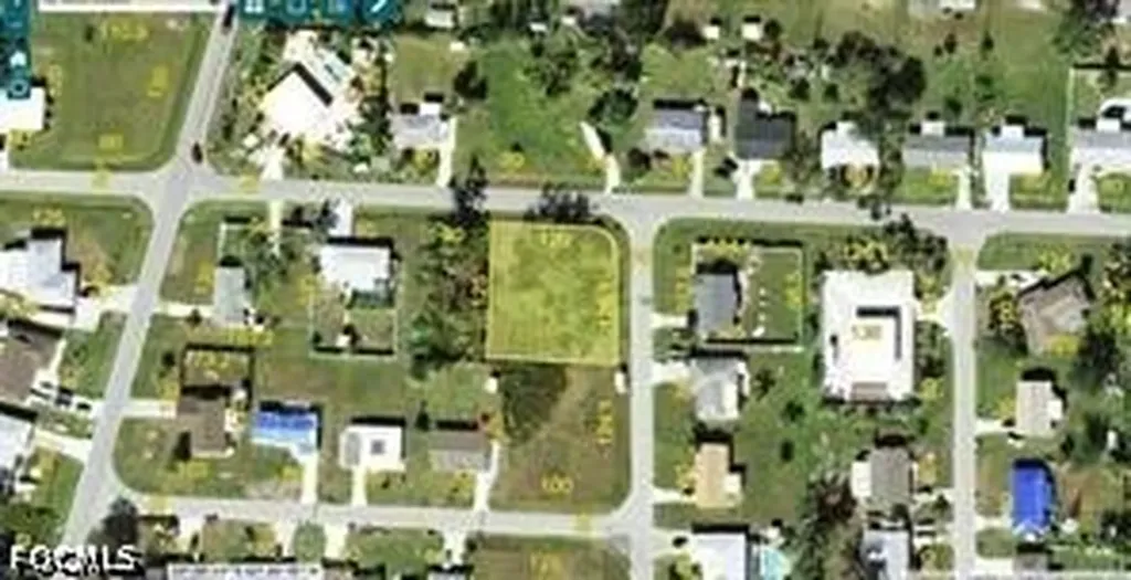425 Azalea Avenue NW Port Charlotte FL 33952
