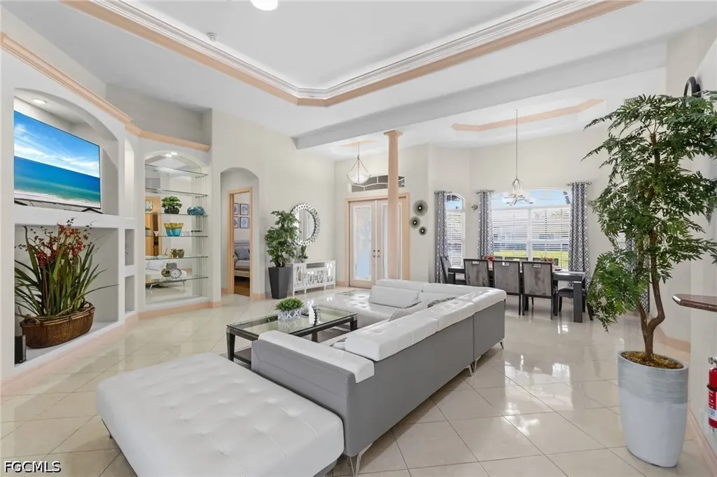 2501 SE 19th Place Cape Coral FL 33904