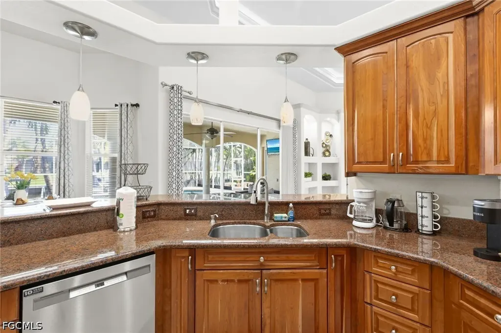2501 SE 19th Place Cape Coral FL 33904