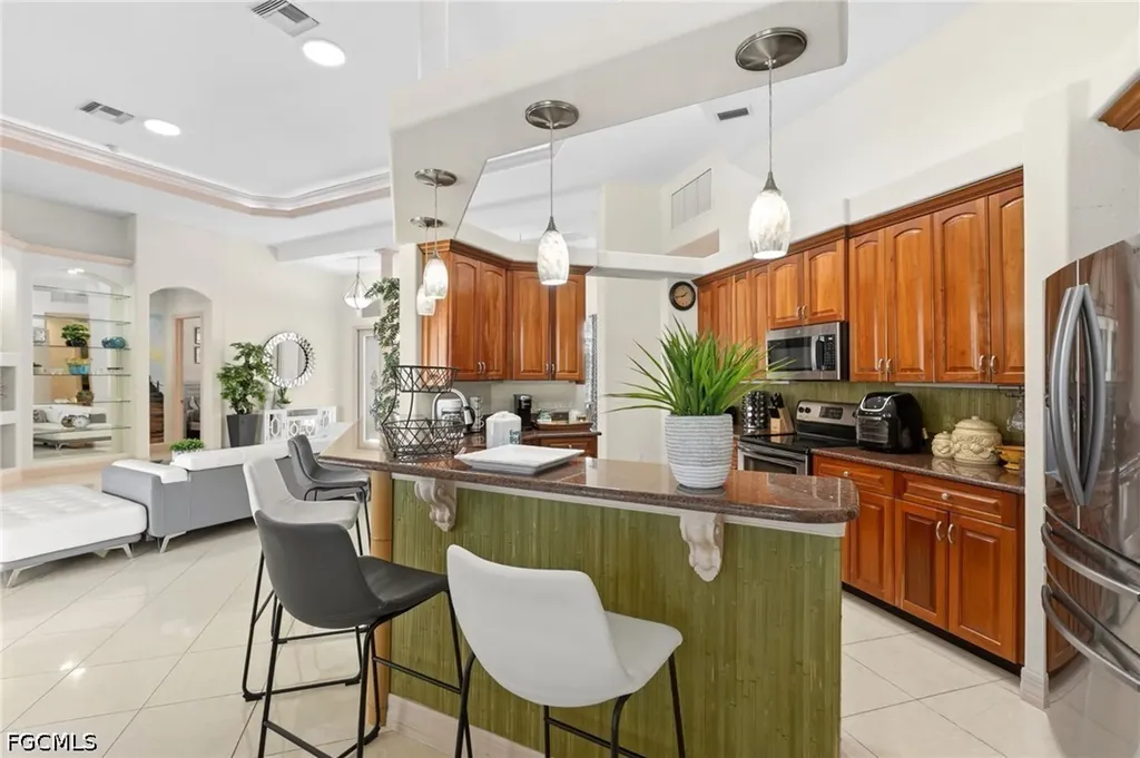 2501 SE 19th Place Cape Coral FL 33904