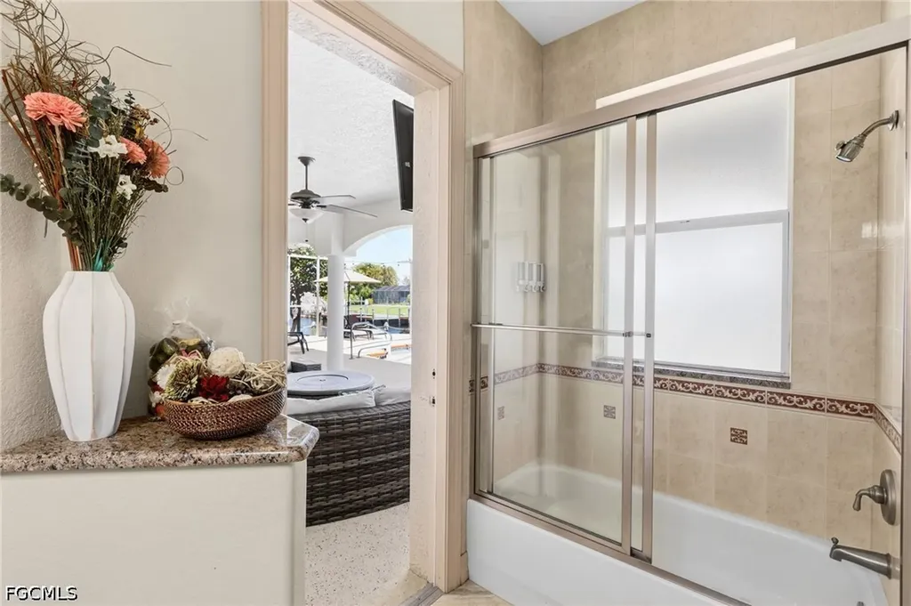 2501 SE 19th Place Cape Coral FL 33904
