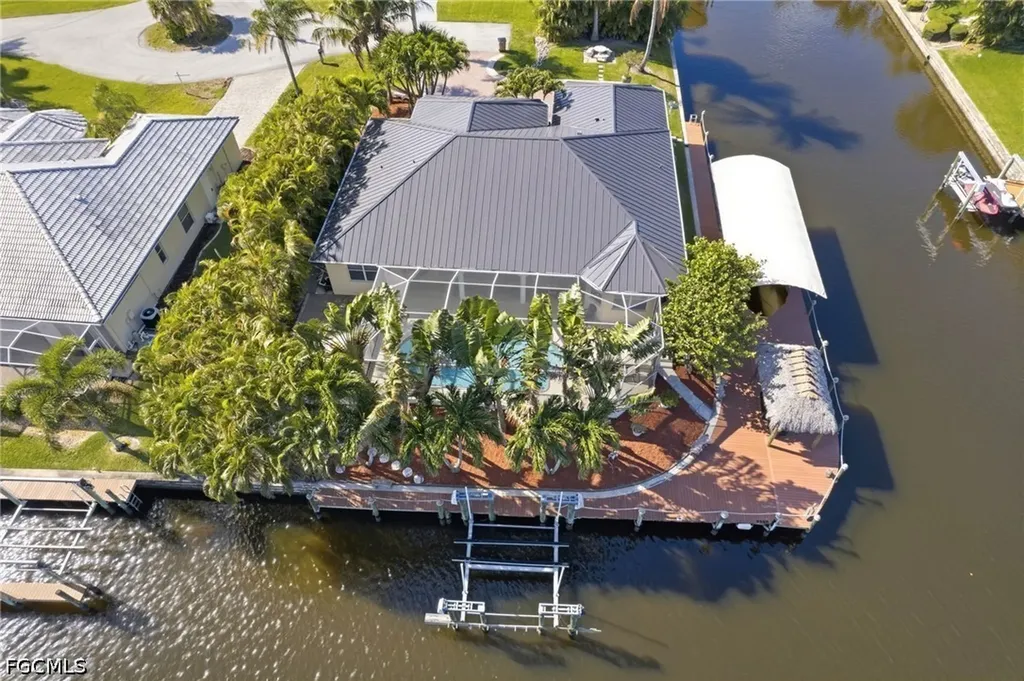 2501 SE 19th Place Cape Coral FL 33904