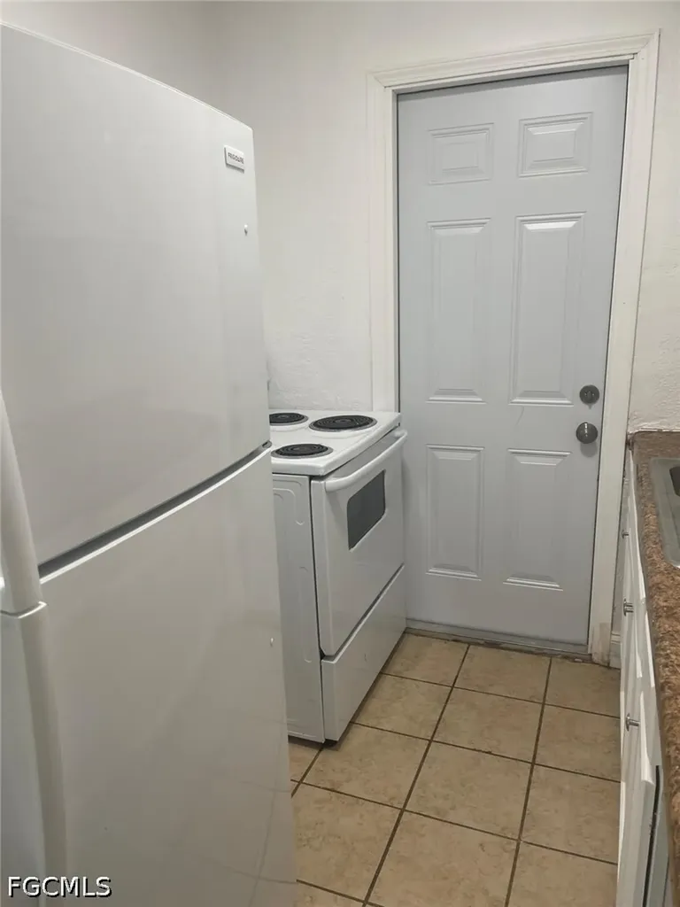 3033 2nd Street Fort Myers FL 33916