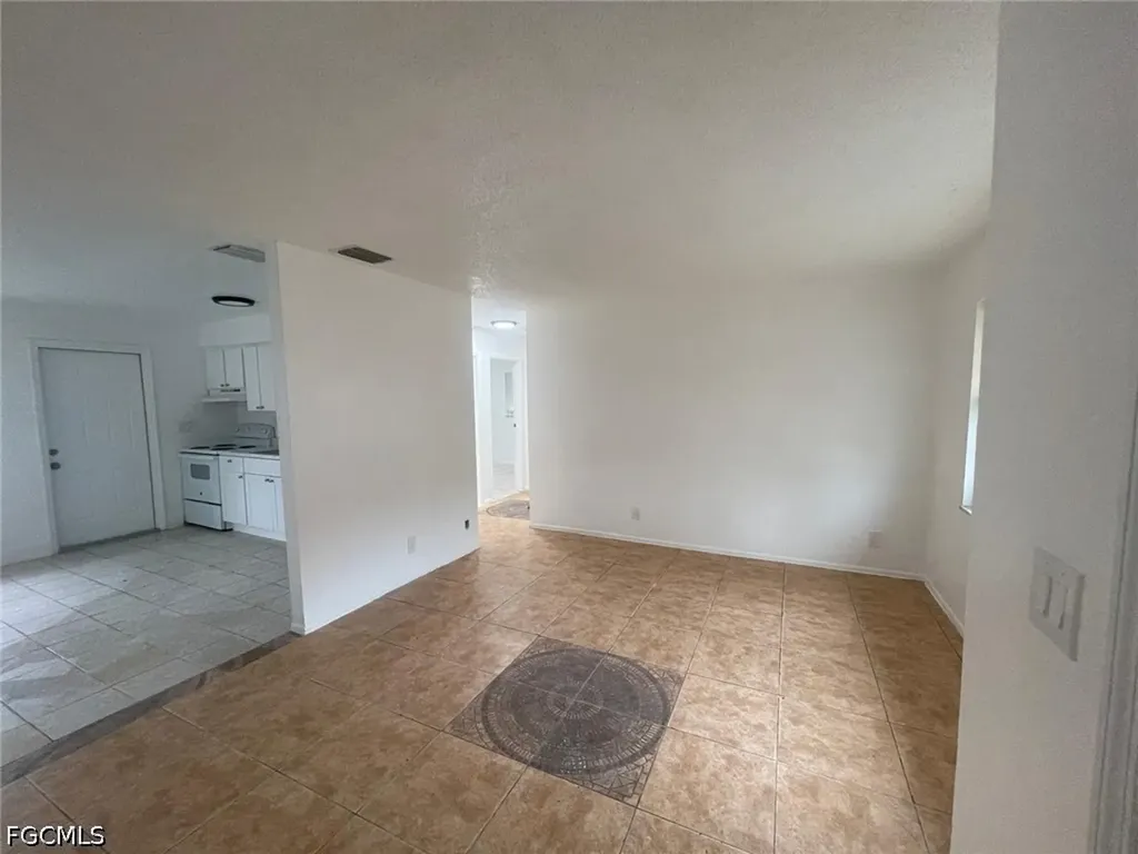 5413-5427 3rd Avenue Fort Myers FL 33907