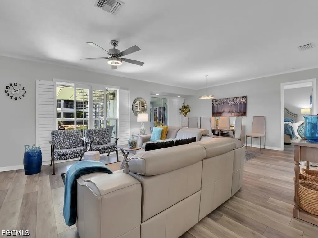4263 Island Circle Fort Myers FL 33919
